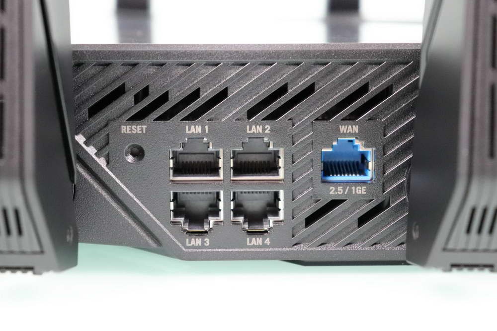 Puertos Ethernet de un router para juegos
